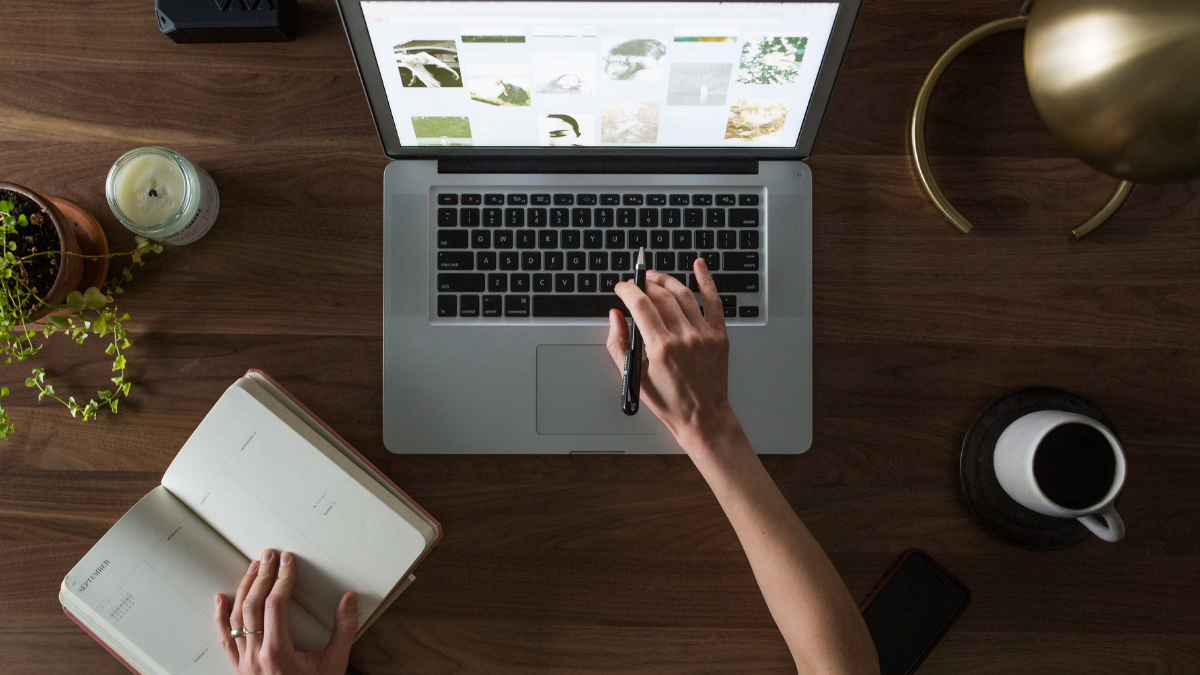 Seni Desain Minimalis: Less is More dalam Branding